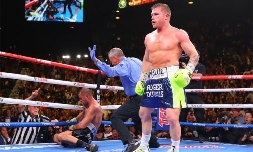 «Всем привет!». Ковалев сделал заявление о завершении карьеры после тяжелого нокаута от «Канело»