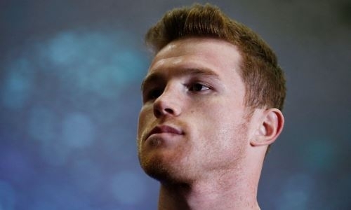 «Усмирит пыл мексиканца». Экс-чемпион мира припугнул «Канело» российским боксёром