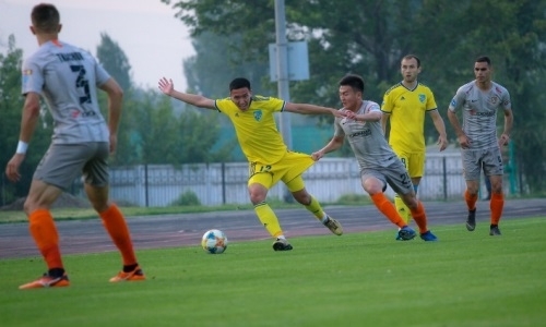 Котировки букмекеров на четыре матча 33-го тура КПЛ