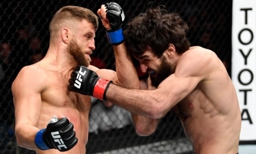 Российский файтер побил американца в главном бою турнира UFC и бросил вызов чемпиону