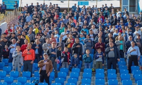 Матчи 33-го тура Премьер-Лиги посетили 16 300 зрителей