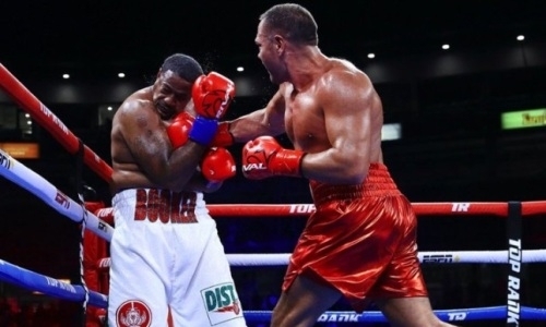 Поцеловавший журналистку супертяж побил отсидевшего 12 лет наркодилера. Видео