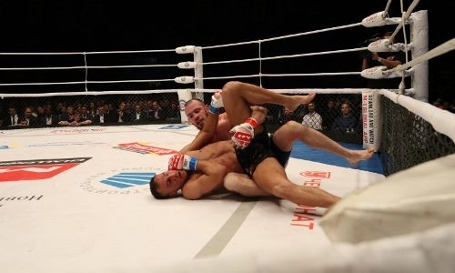Земляк казахского бойца UFC также подписал контракт с самым большим промоушеном ММА