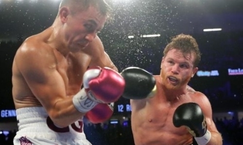 «Больше не показывает того уровня на ринге». «Канело» припугнули трилогией с Головкиным
