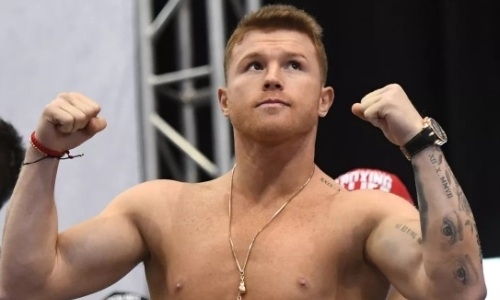 «Он выглядел как старик». Новый соперник «Канело» вместо Головкина никому не интересен