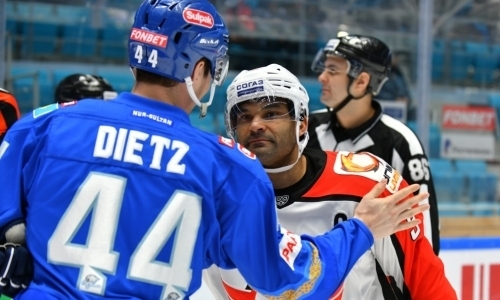 Шайба в ворота «Барыса» позволила Доусу войти в историю российского клуба КХЛ