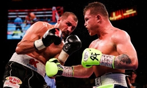 Тренер «Канело» ответил на заявления о договорном характере боя с Ковалевым