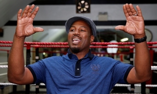 «Безусловно». Леннокс Льюис назвал лучшего боксера современности в супертяжелом весе