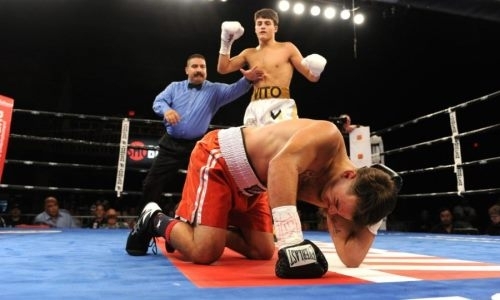 Школьник одержал победу нокаутом в андеркарде Уайлдер — Ортис. Видео