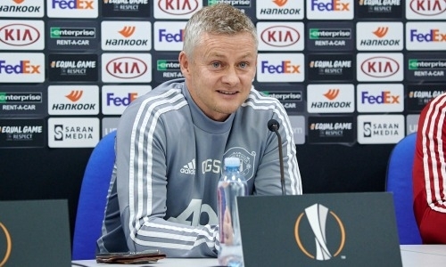 «Я хочу поблагодарить Казахстан». Уле-Гуннар Сульшер назвал причину поражения «Астане» и захотел забрать ее игрока в «МЮ»