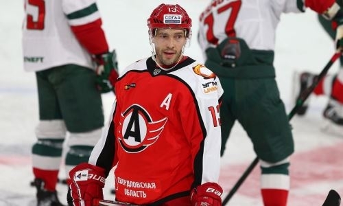 Пропускавший матч с «Барысом» звездный форвард узнал последствия своей травмы