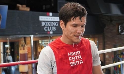 Елеусинов продолжает подготовку к бою с экс-чемпионом WBC в андеркарде поединка Джейкобс — Чавес