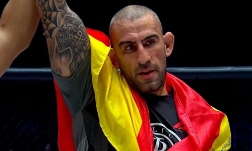 Зрители увидели первый нокаут на турнире АСА 102 в Алматы