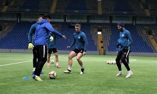 Фоторепортаж с тренировки «Иртыша» на «Астана Арене»