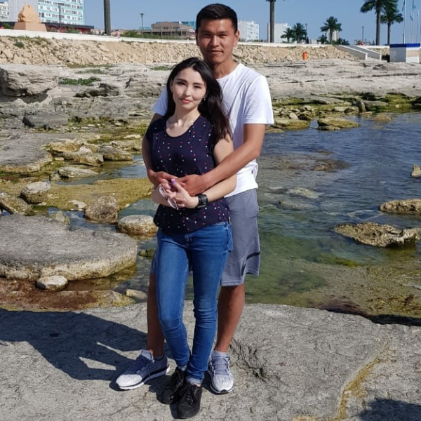 «В Казахстане удивляет тот факт, что каждый год меняются составы команд и руководство». Жена лучшего бомбардира Первой лиги о муже, его кумире, «Каспии» и казахстанском футболе