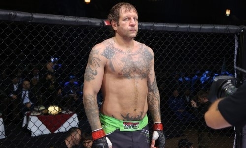 «Хочу, чтобы он ответил за слова». Российский боец ММА готов бесплатно подраться с Емельяненко