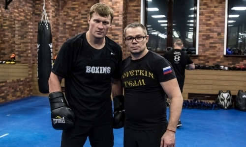Поветкин сделал заявление о расставании с тренером после спорной ничьи в бою с Хантером