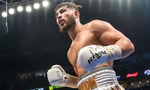 «Далеко пойдет». Казахстанского боксера похвалили за жестокий нокаут