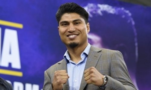 Промоутер Головкина официально объявил о подписании экс-чемпиона мира в четырех весовых категориях