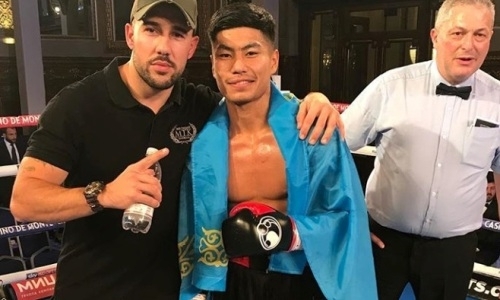 Вице-чемпион мира из Казахстана «удосрочил» китайца с 16 победами и завоевал титул чемпиона WBC