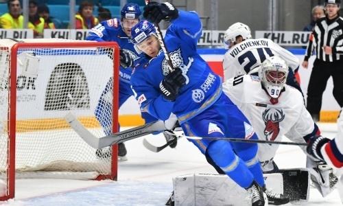 «„Барыс“ в полном порядке». КХЛ — о шансах казахстанцев в плей-офф и нестареющем Старченко