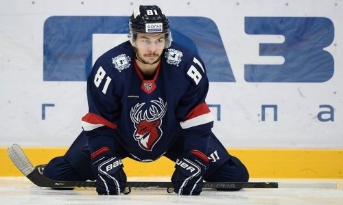 «Нужно пользоваться...». Форвард «Торпедо» объяснил отсутствие шайб в матче «Барысом»