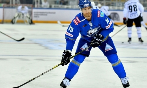 Хоккеиста «Барыса» после шикарных выступлений признали героем недели КХЛ