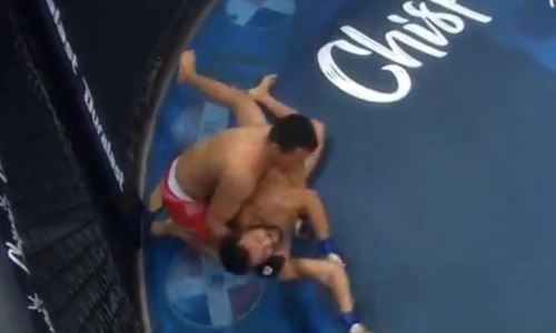 Смотреть на свой страх и риск. Американского бойца ММА яростно швырнули на пол и сломали ему руку. Видео