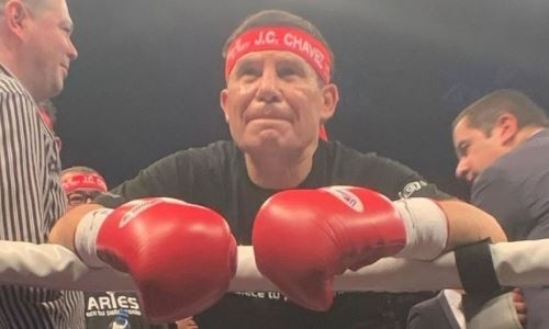 «Не надо быть тупыми баранами». Чавес-старший ответил на критику в адрес сына после скандального боя с Джейкобсом