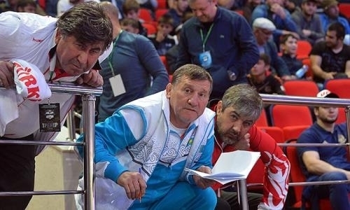 Нурмагомедов назвал наставника казахстанских вольников лучшим российским тренером