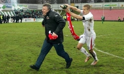 Казахстанскому тренеру нашли замену после трех чемпионств подряд в европейском клубе