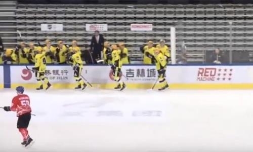 Видеообзор матча ВХЛ «Ценг Тоу» — «Сарыарка» 0:2