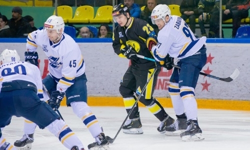 Фоторепортаж с матча ВХЛ «Сарыарка» — «Дизель» 4:1
