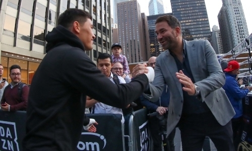 Промоутер Головкина хочет устроить Биволу бой с экс-чемпионом мира из лагеря Мэйвезера