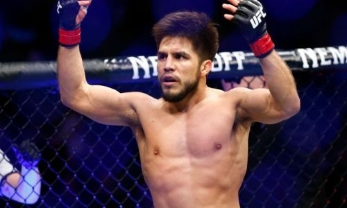 «Преклонить колено». Чемпион UFC предложил следующего соперника «отвратительному русскому»