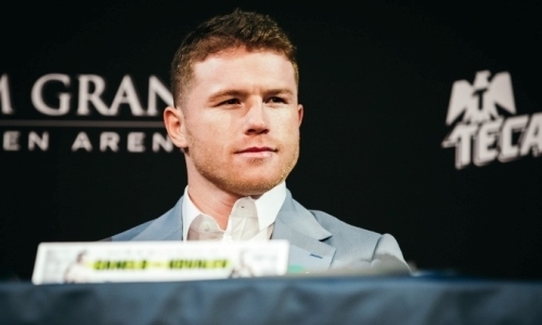 Названа причина отказа «Канело» от боя с Головкиным в мае