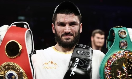 Бетербиев проведет титульный бой в один день с Головкиным