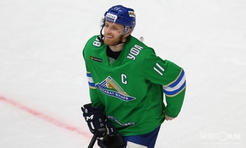 «Салават Юлаев» лишился капитана перед матчем с «Барысом» в КХЛ