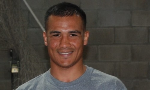 Соперник Батыра Джукембаева отправился в Канаду на бой с ним