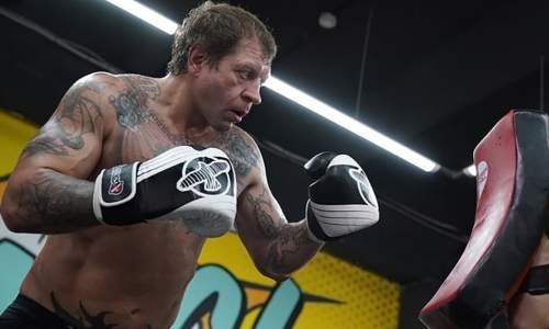 «Неоспоримый факт». Озвучено имя бойца ММА, который бьет как конь копытом