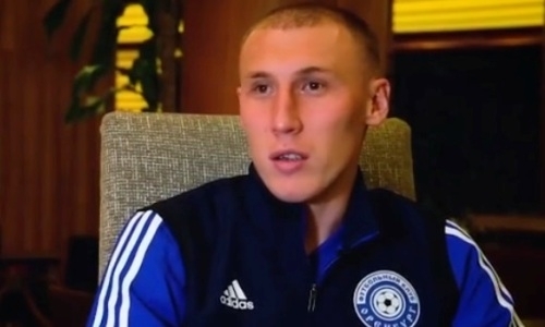 Футболиста сборной Казахстана дважды отпинали перед дебютом за российский клуб. Видео