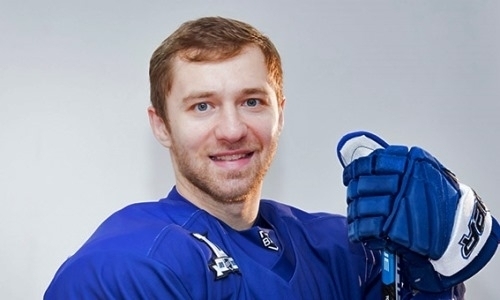 Форвард сборной Казахстана после хет-трика в ворота российской команды ворвался в тройку лучших бомбардиров ВХЛ