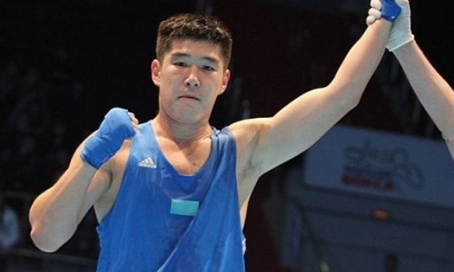 Казахстанские чемпионы мира по боксу могут заработать по 100 тысяч долларов