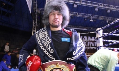 Казахстанский боксер с тремя титулами поднялся в рейтинге WBO после досрочной победы
