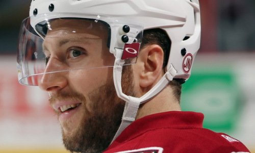 Лидер дивизиона «Барыса» потерял нападающего из-за дисквалификации