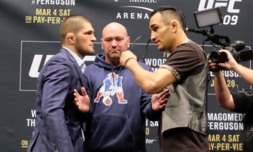 В команде Нурмагомедова высказались о выгоде травмы Фергюсона для UFC и срыве боя