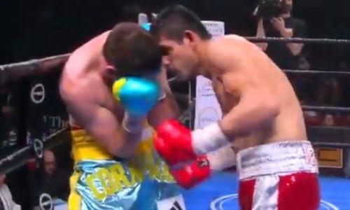 «Демон» измучил американца с 28 победами апперкотом и нокаутировал его. Видео