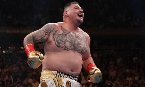 «Шоколад для него важнее». Энди Руис отказался от боя с временным чемпионом мира