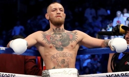 «Лучше в борьбе». Макгрегору прочат поражение от Кроуфорда в бою по правилам ММА 