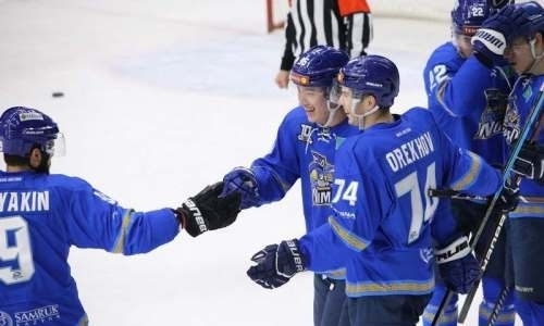 Букмекеры ставят на победы казахстанских клубов в матчах ВХЛ